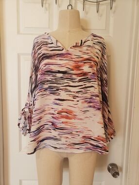 Women's Abstract Stripe V-Neck Blouse in Purple and Coral Size XL